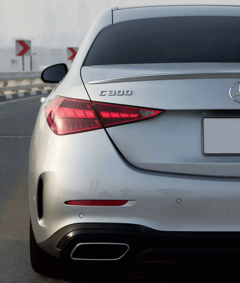 Mercedes C300 2023 thumbnail 6