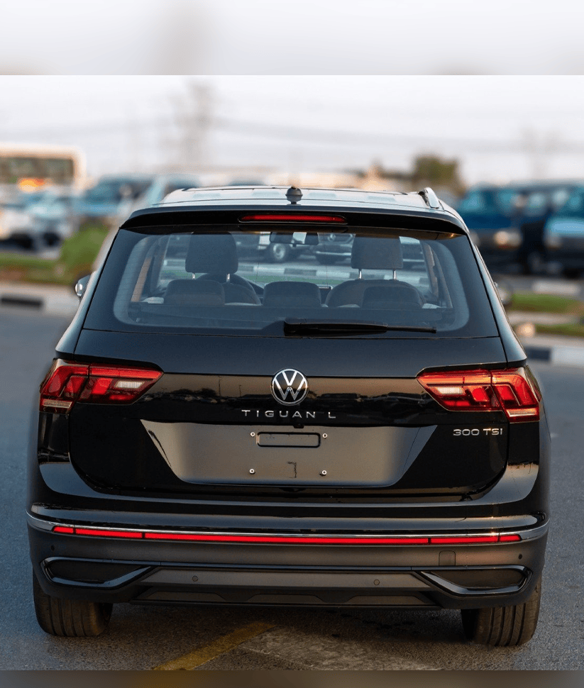 Volkswagen Tiguan 2025 thumbnail 5