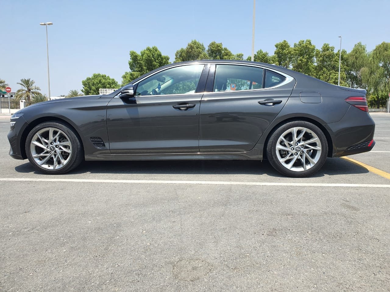 GENESIS G70 - BASE thumbnail 3