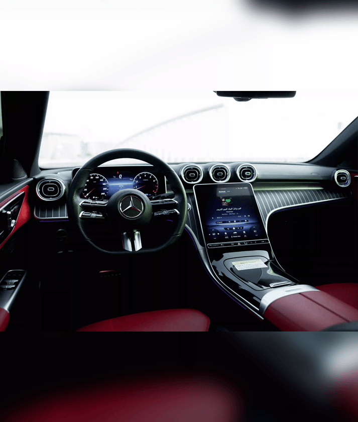 Mercedes C300 2023 thumbnail 4