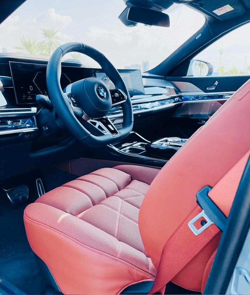 BMW 735i 2025 thumbnail 9