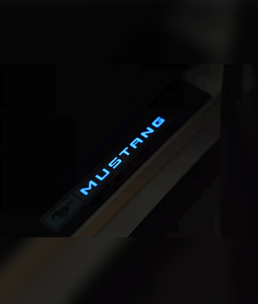 Ford Mustang convertible thumbnail 7